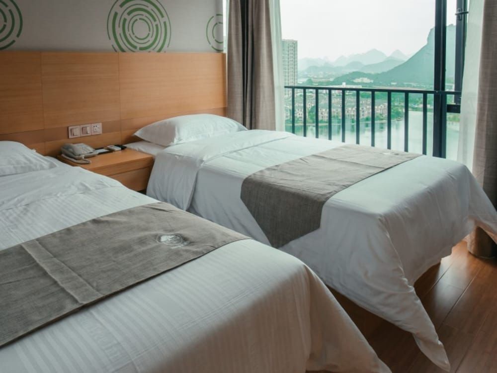 Гуйлинь: GreenTree Inn Guangxi Zhuang Autonomous Region Guilin Lingui District Luhu International Express Hotel