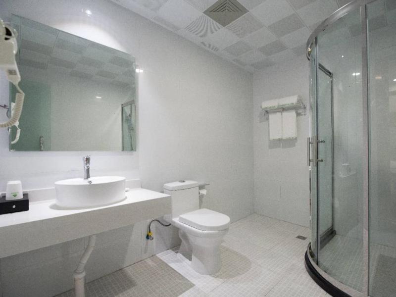 Циньхуандао: GreenTree Inn Qinhuangdao Beidaihe Express Hotel