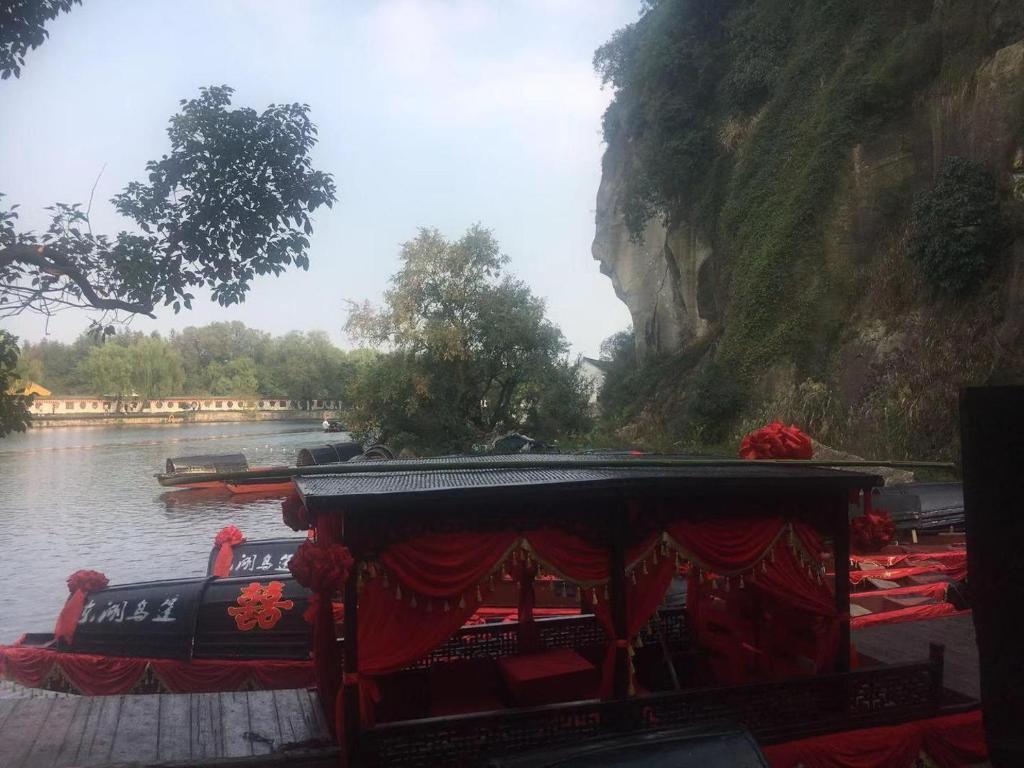 Шаоксинг: 7Days Inn ShaoXing Railway Station