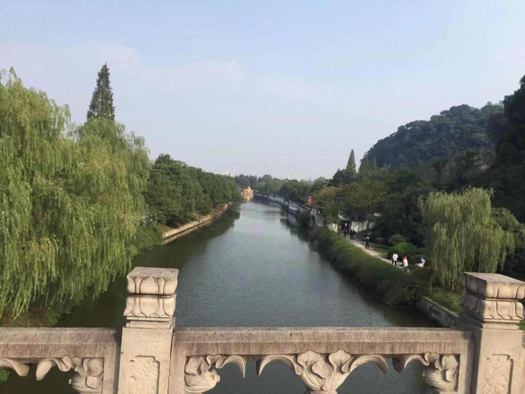Шаоксинг: 7Days Inn ShaoXing Railway Station
