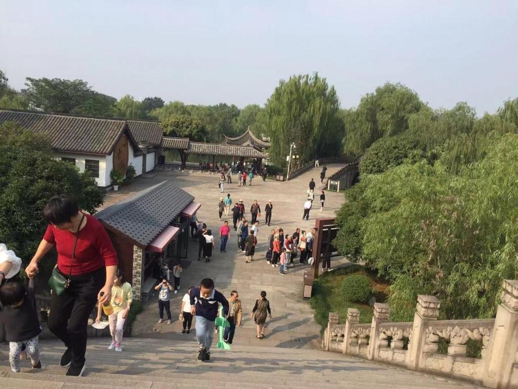 Шаоксинг: 7Days Inn ShaoXing Railway Station