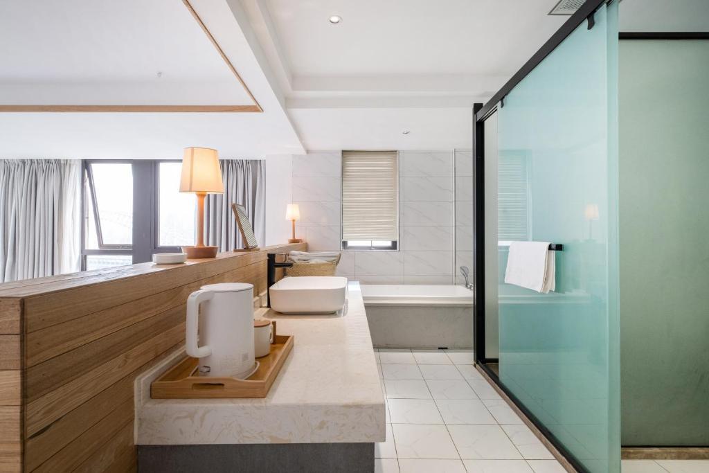 Чунцин: Kaixuan Motian Hotel with river view