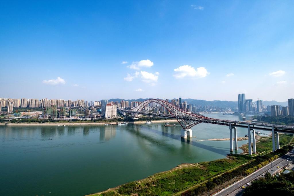 Чунцин: Kaixuan Motian Hotel with river view