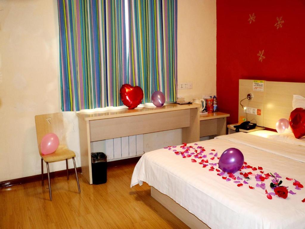 Лоян: 7Days Inn Luoyang Zhongzhou Middle Road Jiulongding