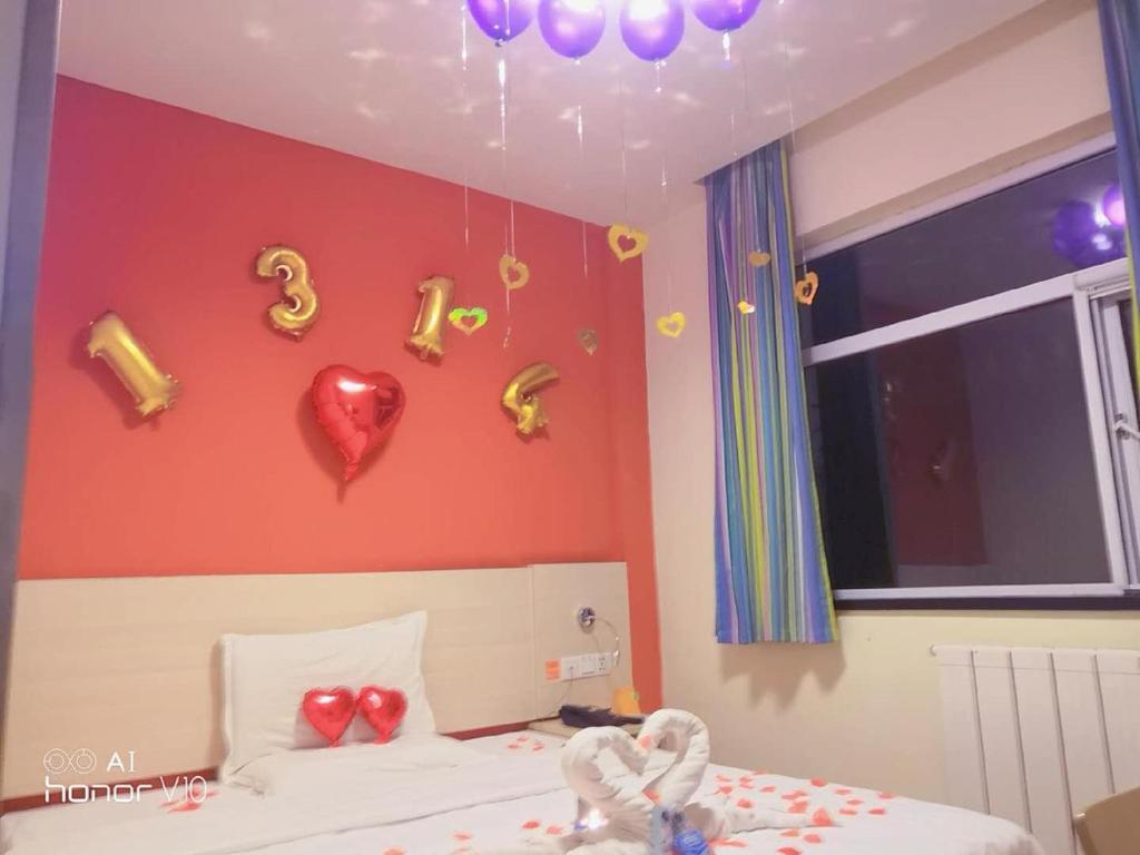 Лоян: 7Days Inn Luoyang Zhongzhou Middle Road Jiulongding