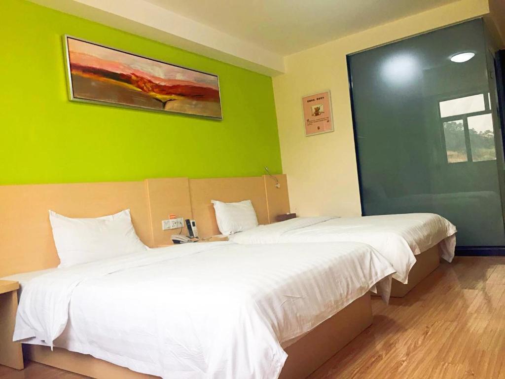 Хойчжоу: 7Days Inn Huizhou Longxi Town