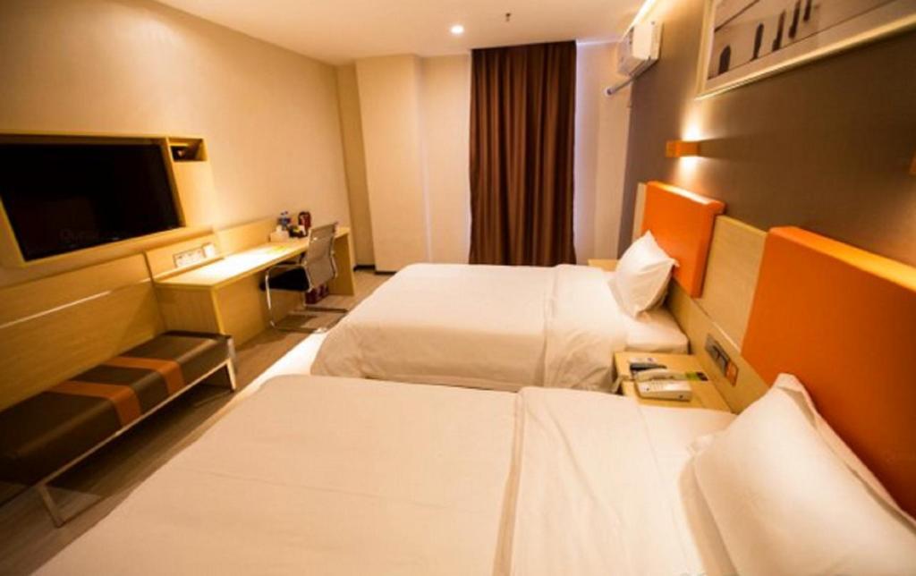 Таншань: 7Days Premium Tangshan Fengnan Shuang Lake Jinyuan