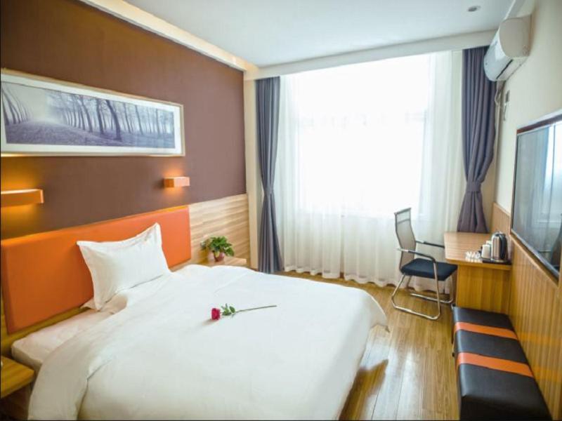 Лоян: 7Days Premium Luoyang Yichuan Dukang Avenue Branch
