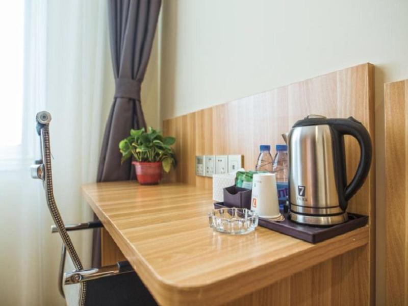 Лоян: 7Days Premium Luoyang Yichuan Dukang Avenue Branch