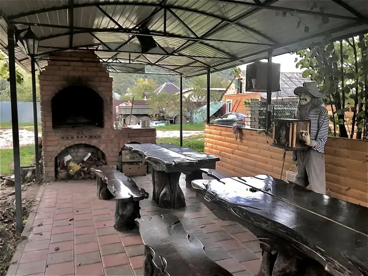 Каменномостский: Hadzhohskyi Uyut