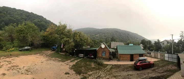 Каменномостский: Hadzhohskyi Uyut