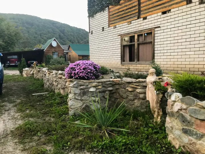 Каменномостский: Hadzhohskyi Uyut