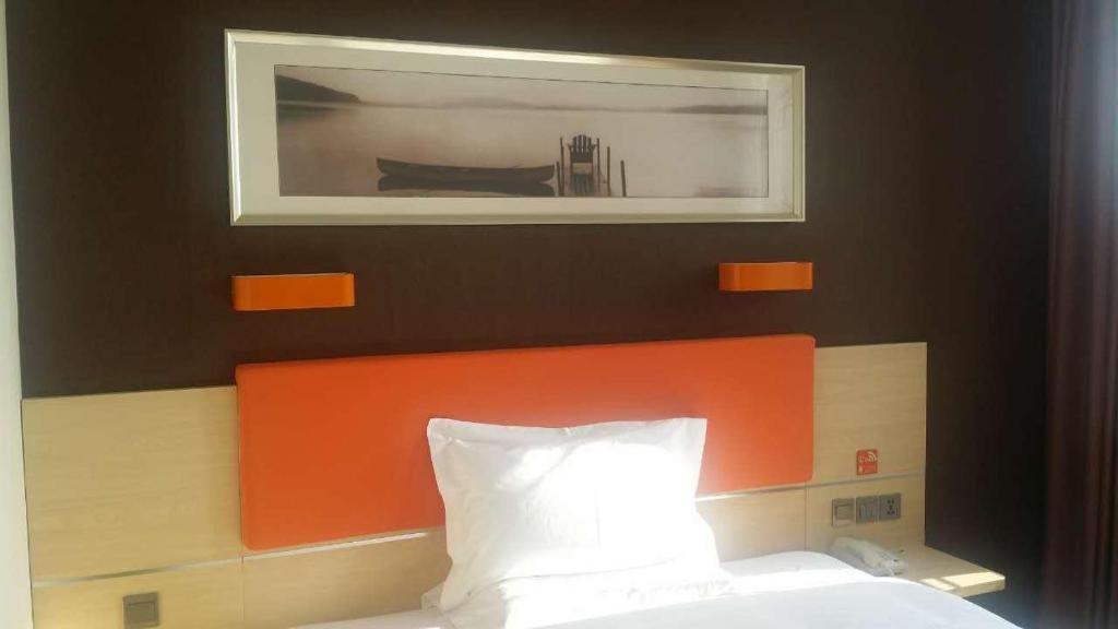 Чжанцзякоу: 7Days Premium Zhangjiakou Xuanhua Bell Tower High Speed Railway Station Branch