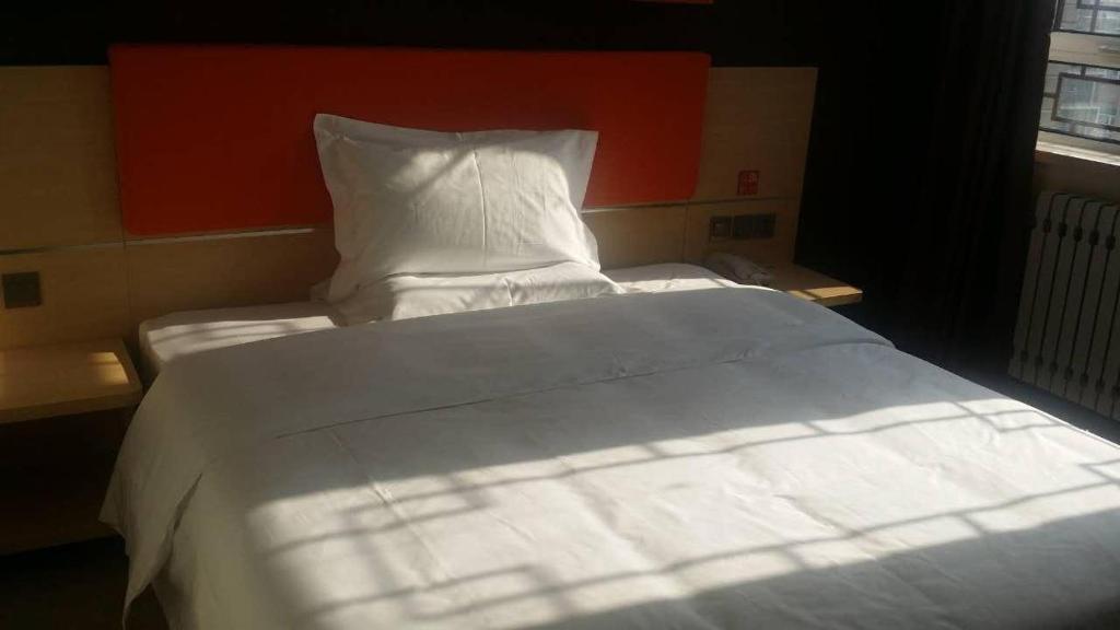 Чжанцзякоу: 7Days Premium Zhangjiakou Xuanhua Bell Tower High Speed Railway Station Branch