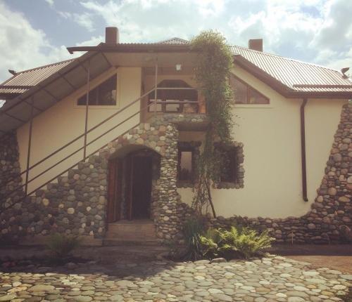 Гузерипль: Hotel Edem