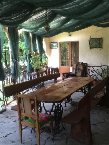 Гузерипль: Hotel Edem