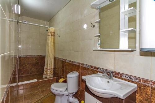 Гузерипль: Hotel Edem