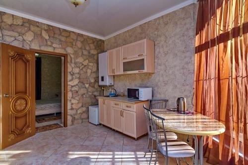 Гузерипль: Hotel Edem