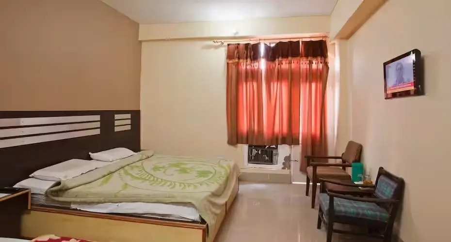 Харидвар: Hotel Suvidha Deluxe And Restaurant