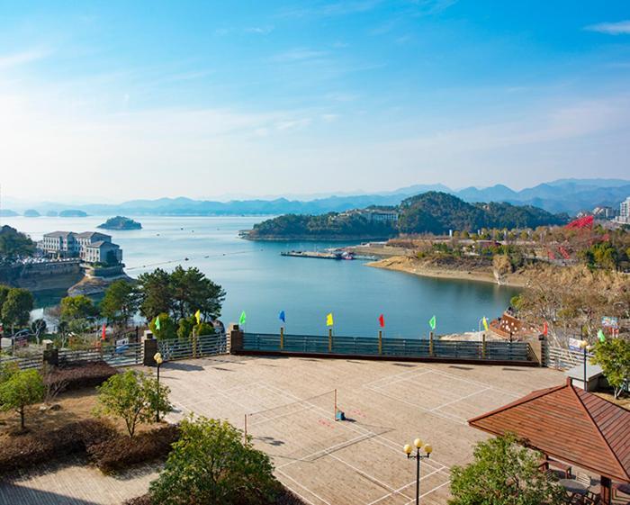 Ханчжоу: Maison New Century Hotel Qiandao Lake Hangzhou