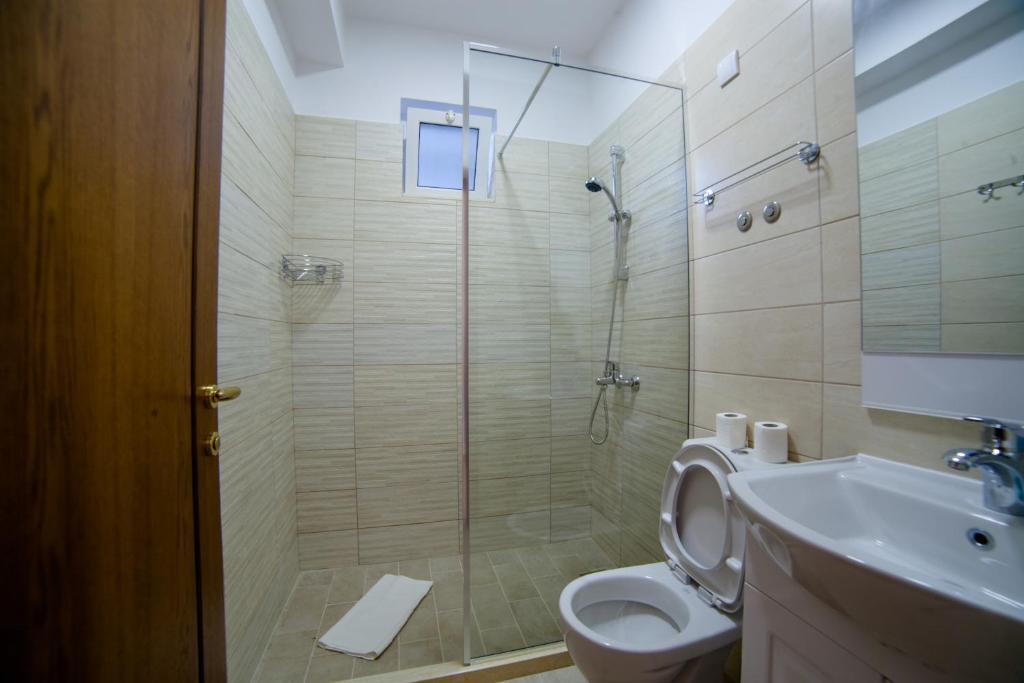 Ульцинь: Apartments Kollari