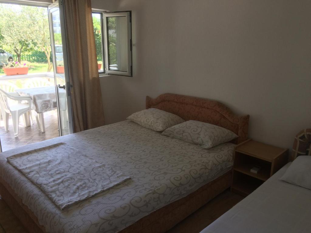 Ульцинь: Apartments Kollari