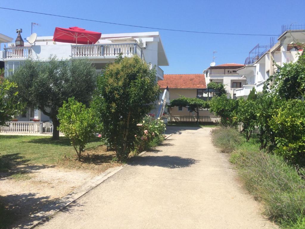 Ульцинь: Apartments Kollari