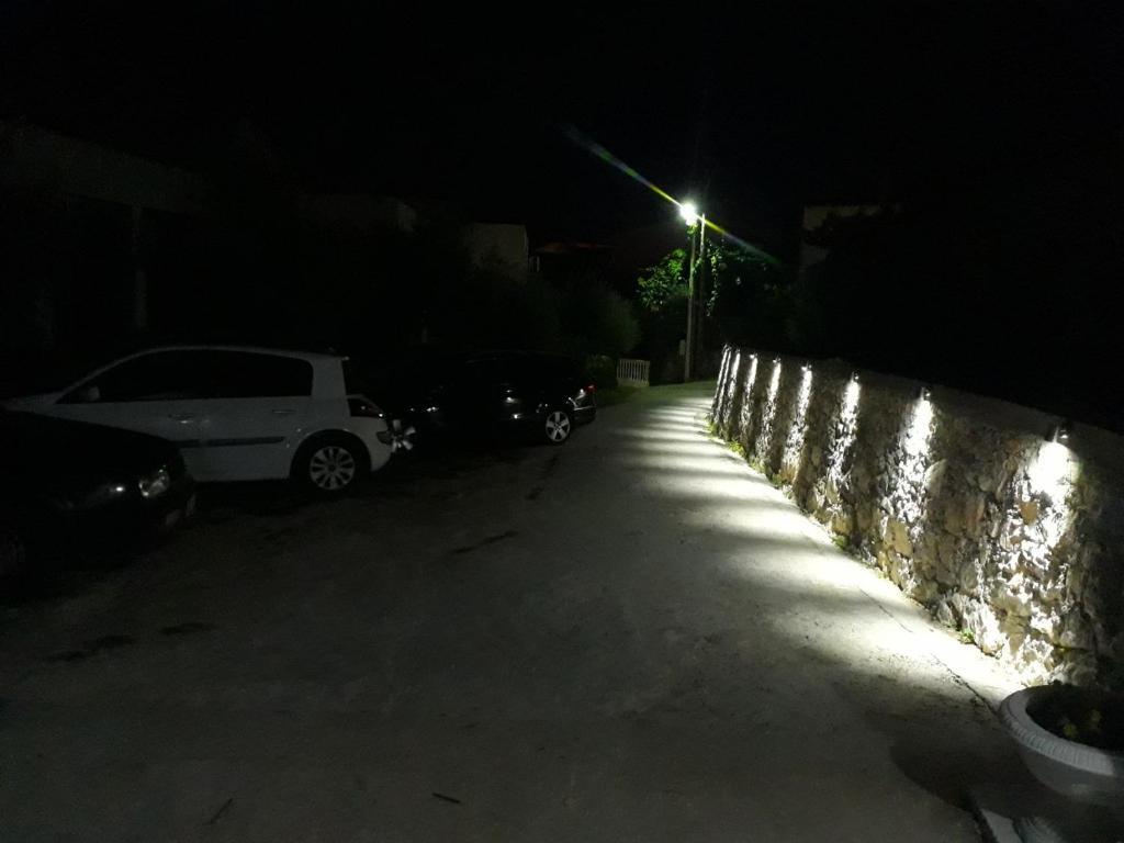 Ульцинь: Apartments Kollari