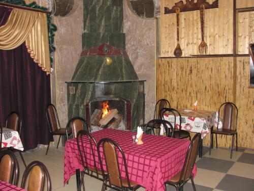 Каменномостский: Mini hotel Charodeyka