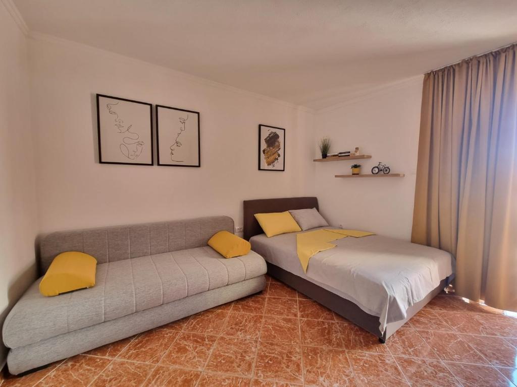 Будва: Studio apartman na plaži