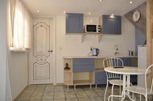 Даховская: Pin Guest House