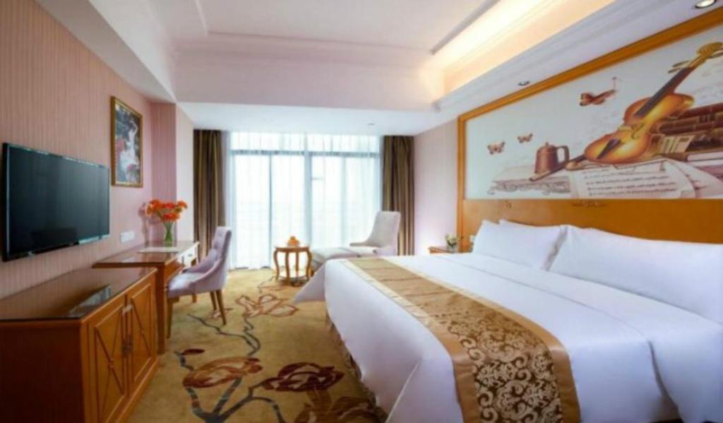 Хойчжоу: Vienna Hotel Guangdong Huizhou Yuanzhou