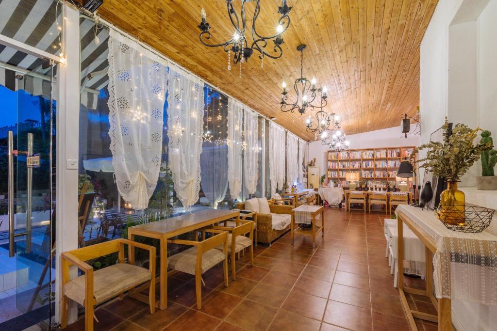 Сямынь: Floral Hotel Roman Holiday Seaview Villa