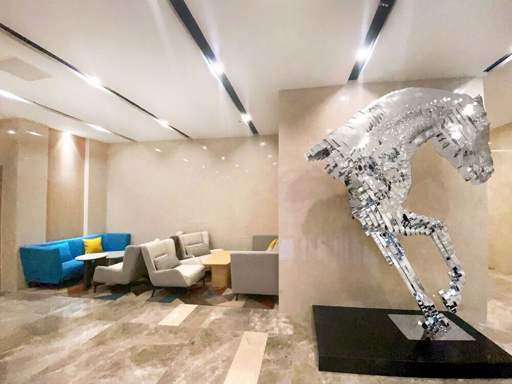 Хух-Хото: Holiday Inn Express Hohhot East Station, an IHG Hotel