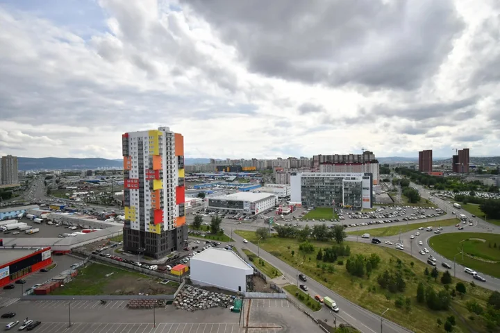 Красноярск: City124 на улице Батурина