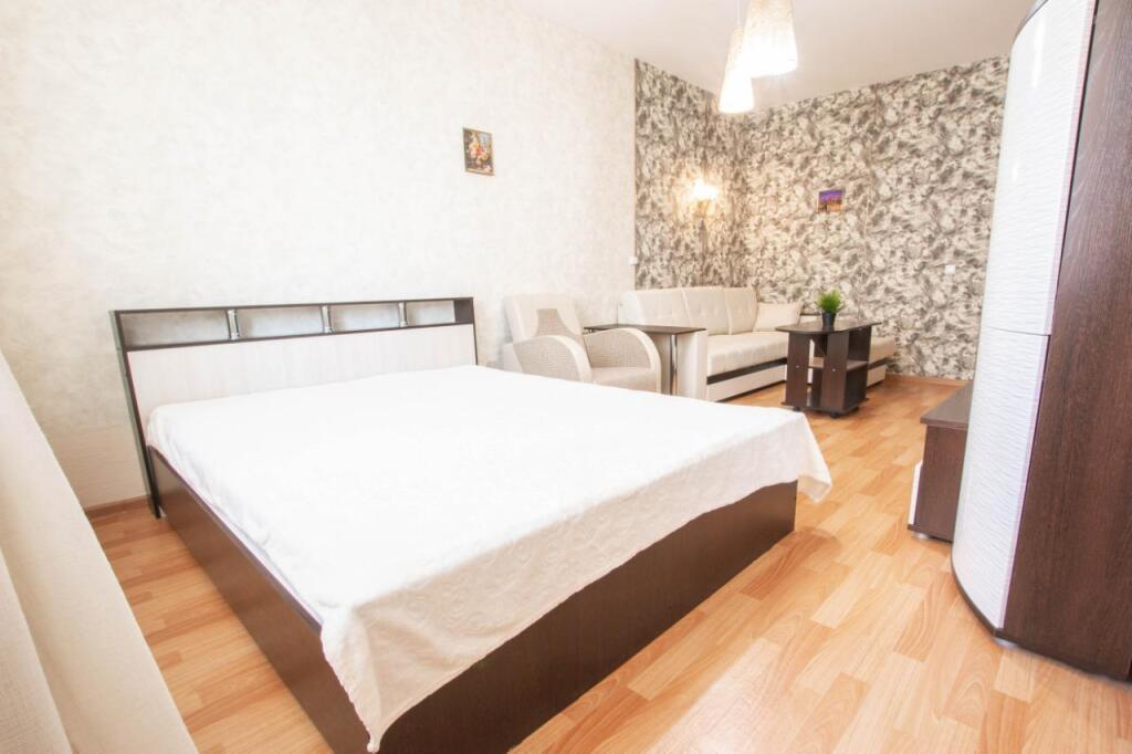 carousel image 3