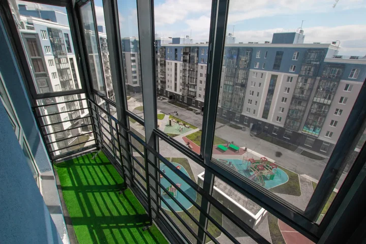 Красноярск: City124 на улице Петра Ломако 2