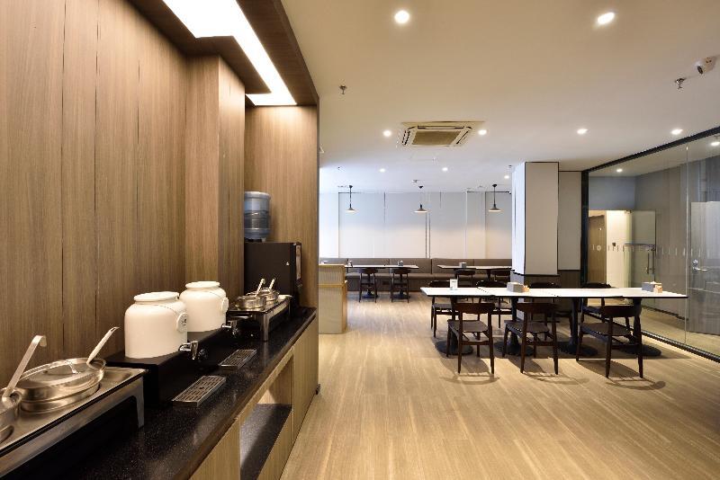 Ханчжоу: Hanting Hotel (Jiande Xin'anjiang Riverside)
