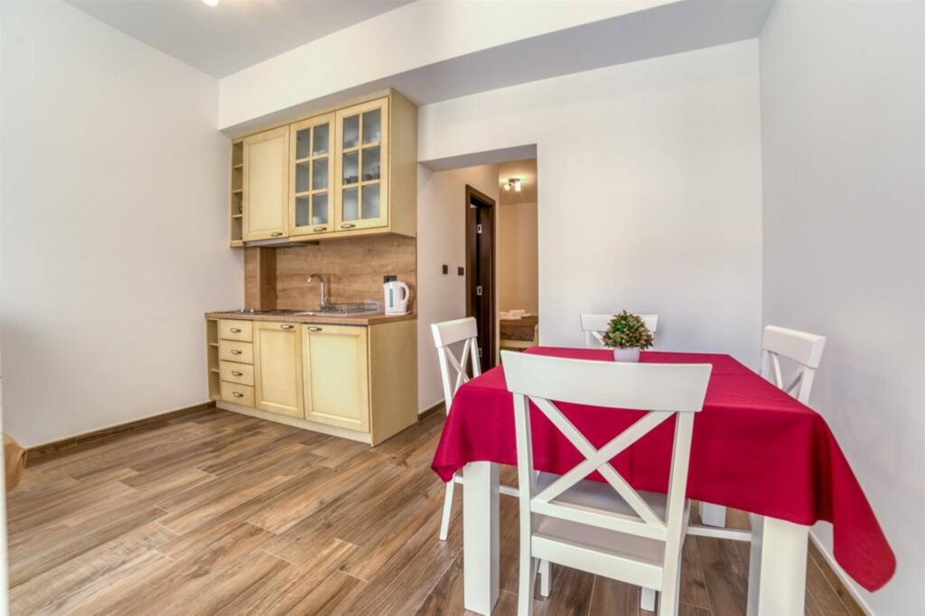 Доброта: Casa Nuova