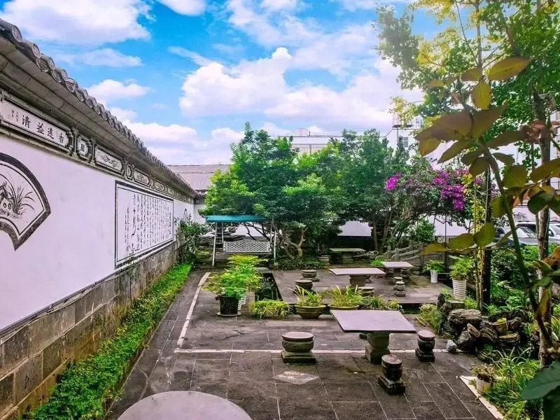 Баошань: Green Tree Inn Tengchong Rehai Hot Spring Airport