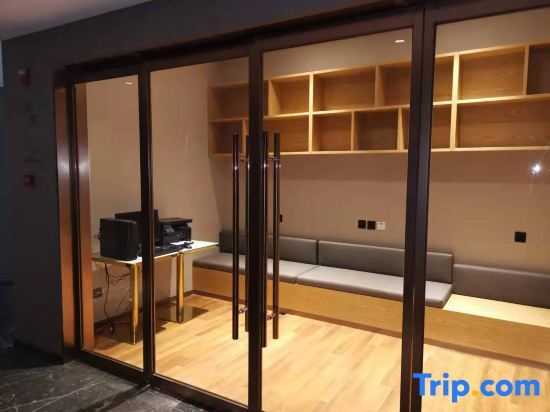 Пекин: Jingli Hotel (Beijing Capital Airport)