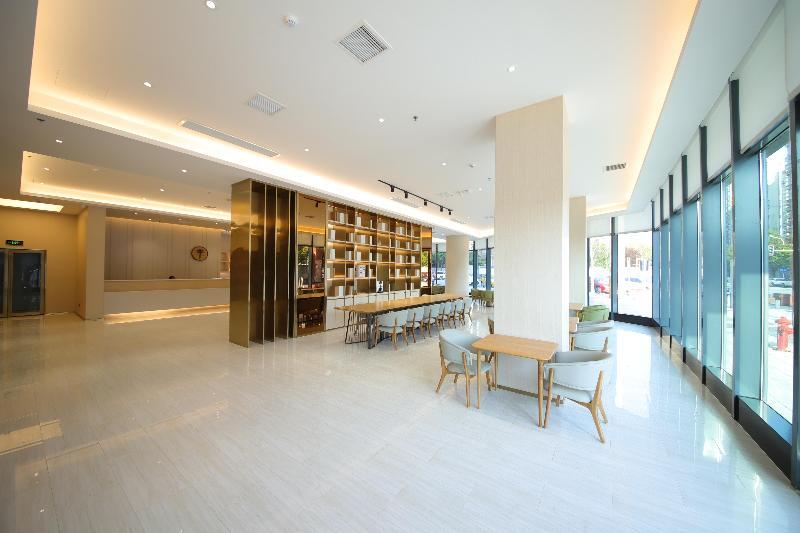 Чанша: Ji Hotel (Changsha High Speed Rail South Station)