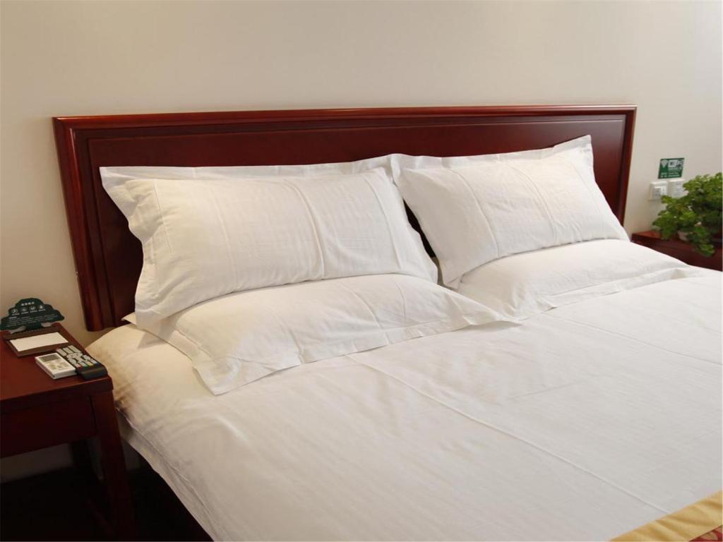 Цанчжоу: GreenTree Inn Hebei Cangzhou Bohai New District Huanghua Port Express Hotel