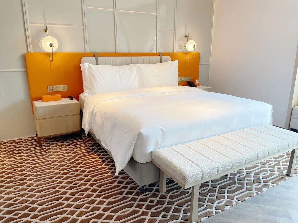 Чунцин: voco Chongqing Chaotianmen, an IHG Hotel