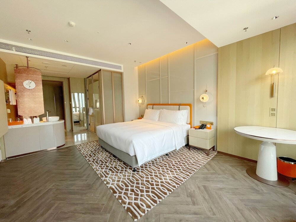Чунцин: voco Chongqing Chaotianmen, an IHG Hotel