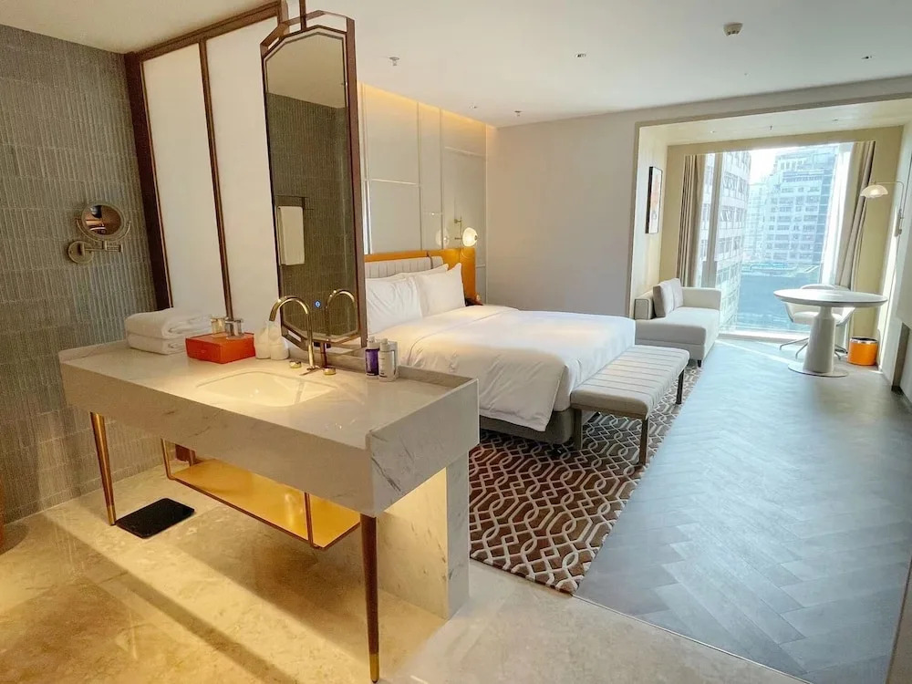 Чунцин: voco Chongqing Chaotianmen, an IHG Hotel
