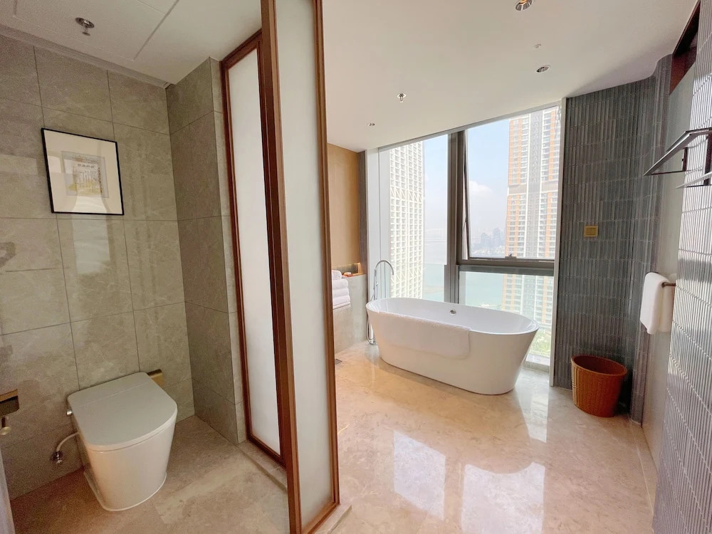 Чунцин: voco Chongqing Chaotianmen, an IHG Hotel
