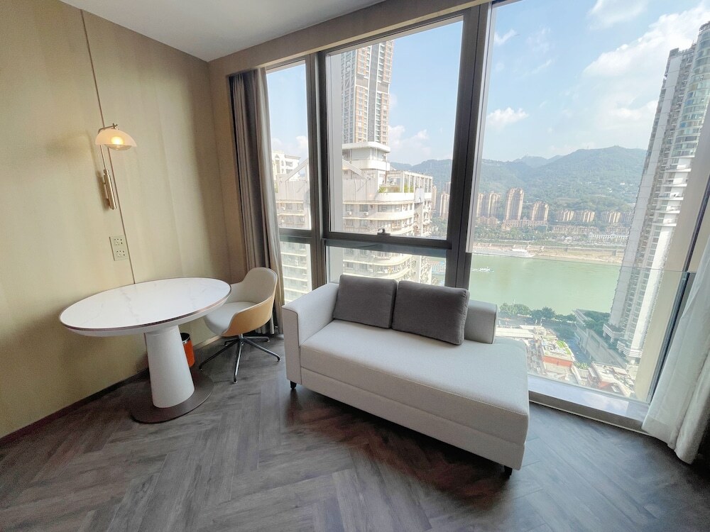 Чунцин: voco Chongqing Chaotianmen, an IHG Hotel