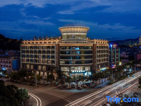 Дали: Crystal Orange Hotel (Dali Erhai Park)