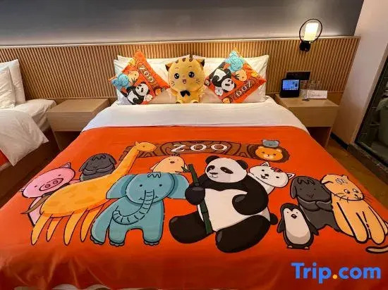 Дали: Crystal Orange Hotel (Dali Erhai Park)